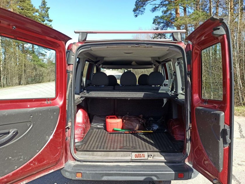 Фиат добло багажник