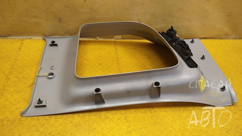 Обшивка багажника