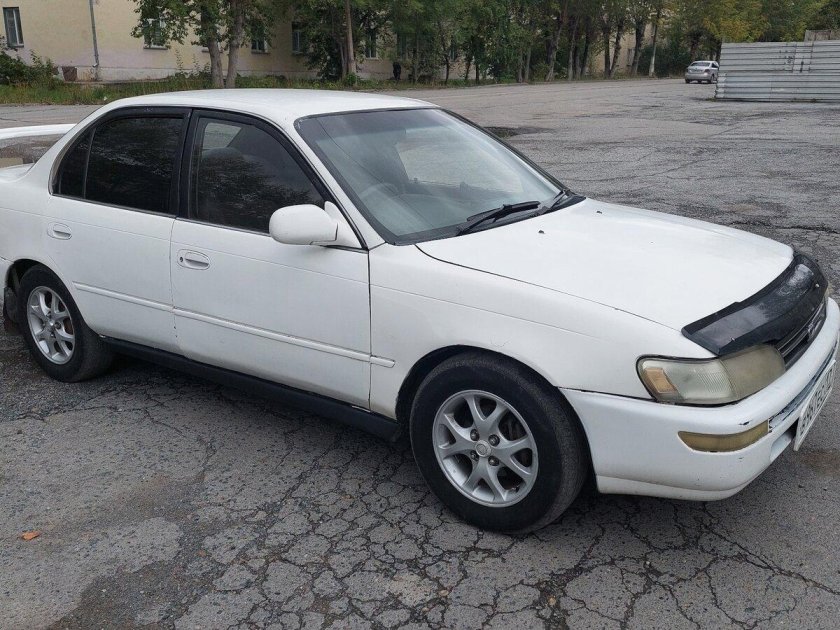 Тойота королла 1994 года