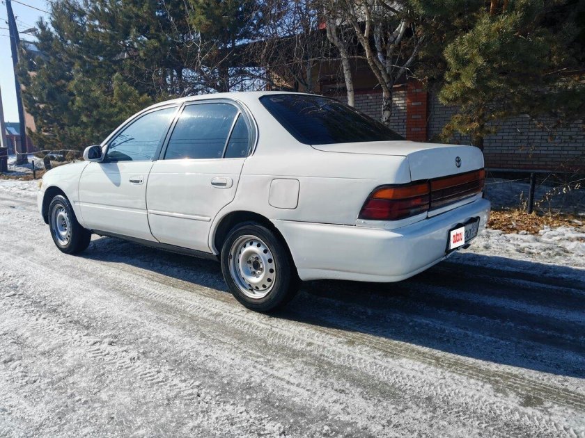 Тойота королла 92г