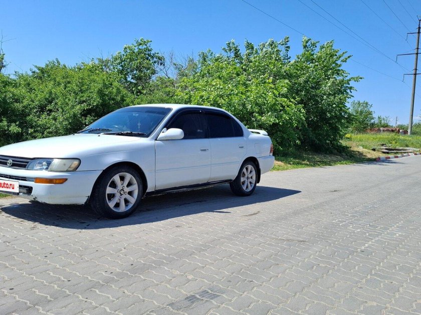 Тойота королла 1993 года