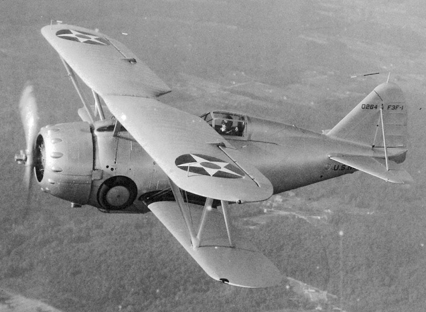 Палубный истребитель