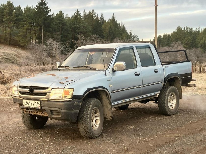 Toyota Hilux Surf 1987