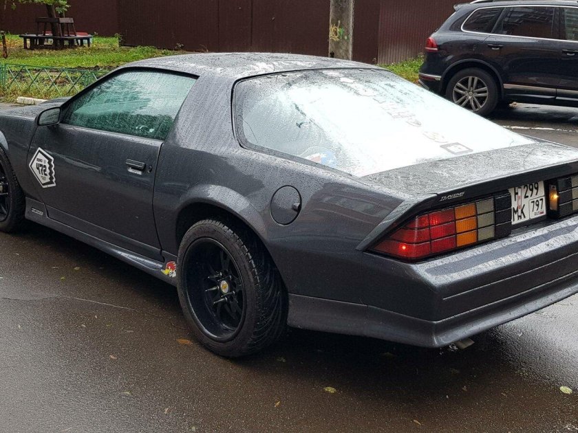 Chevrolet camaro 3 поколение