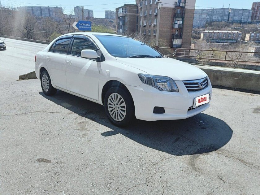 Toyota corolla axio 2018