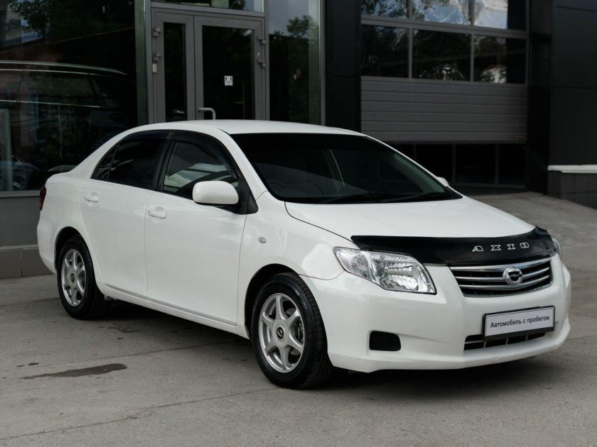 Toyota corolla axio 2009