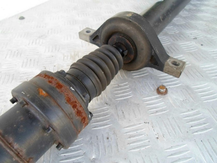 Киа Спортейдж карданный вал