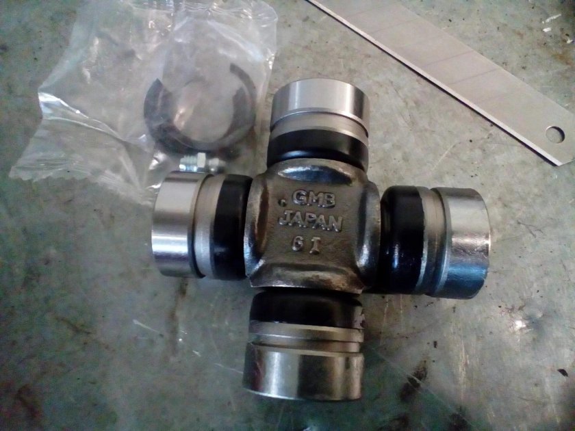 Крестовина карданного вала Kia Sportage 2