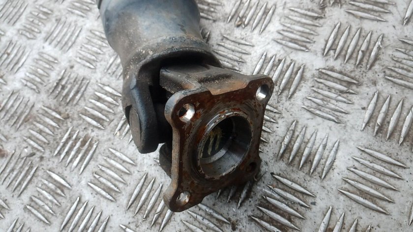 Карданный вал кардан