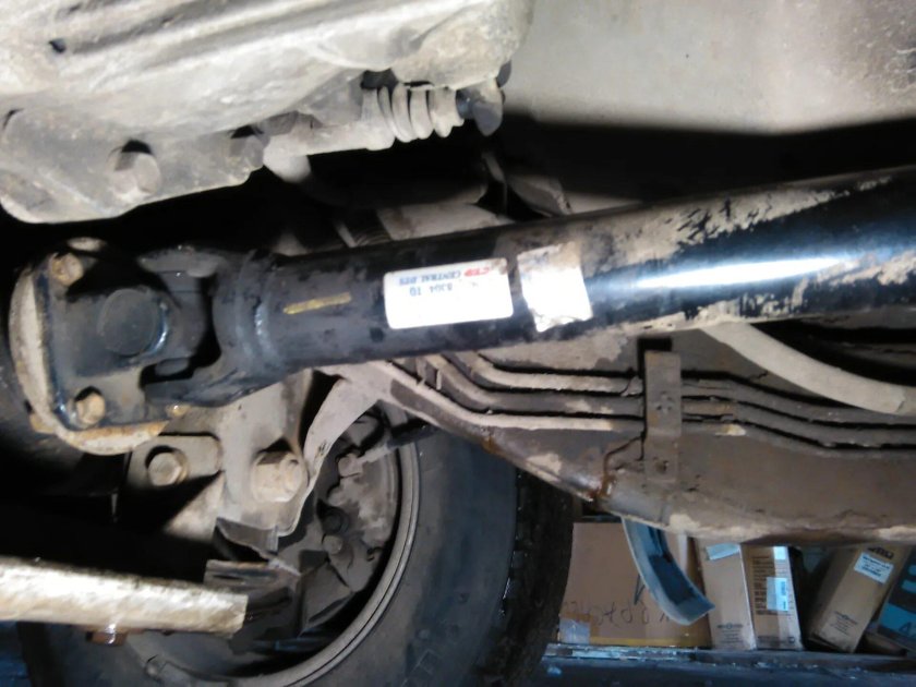 Передний кардан Kia Sportage 1