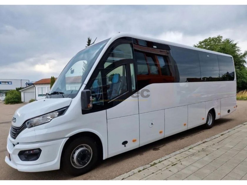 Ивеко автобус