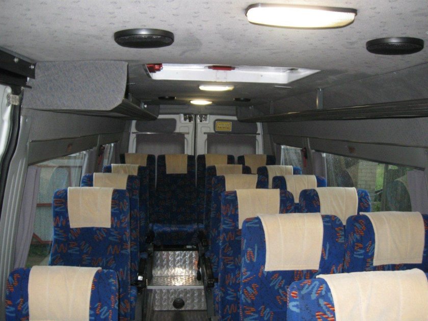 Ивеко Дейли автобус салон