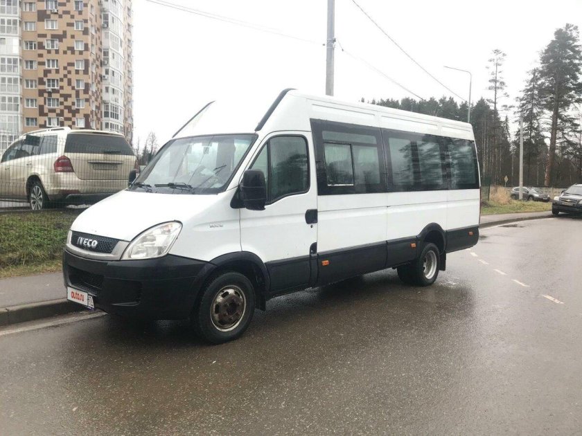 Автобус Iveco Daily 2011