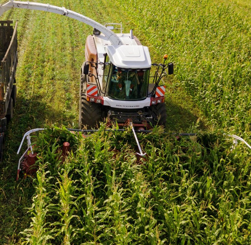 Кормоуборочный комбайн ростсельмаш