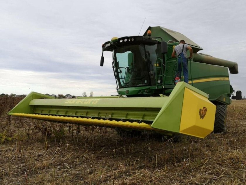 Подсолнечниковая жатка