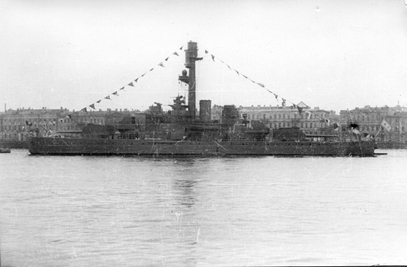 Вяйнямёйнен броненосец