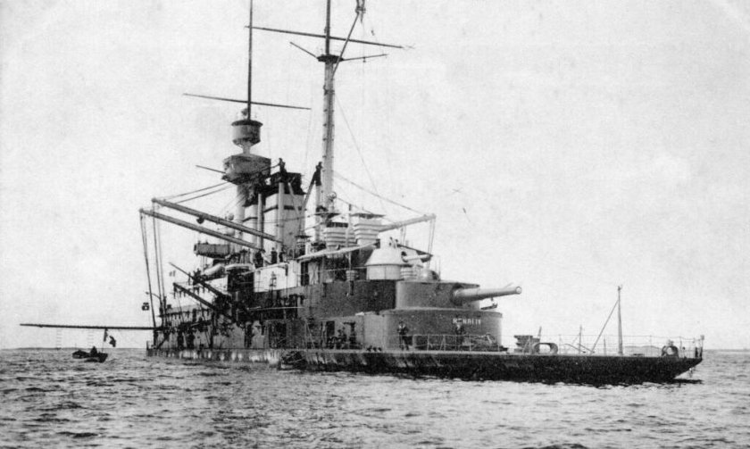 Анри 4 броненосец