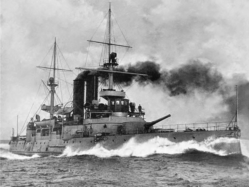 Ивер Хвитфельд броненосец