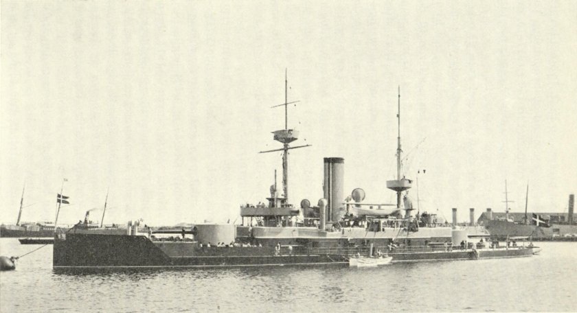 Ивер Хвитфельд (броненосец береговой обороны)