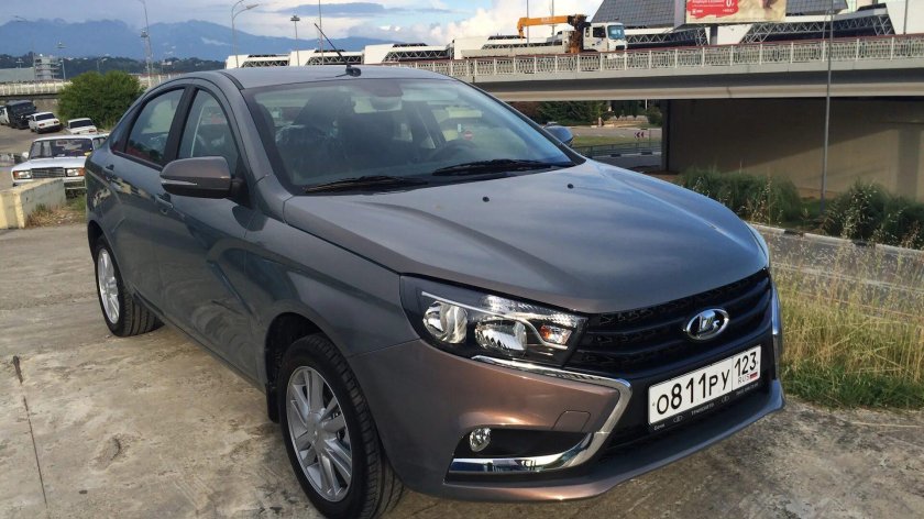 Лада Веста цвет Фантом