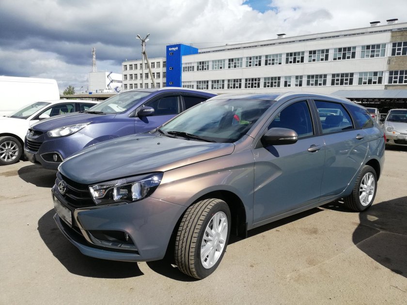 Лада Веста Фантом