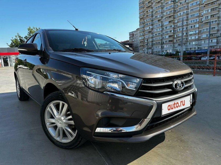 Лада веста коричневая