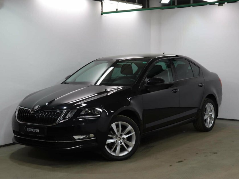 Skoda Octavia a7 черная