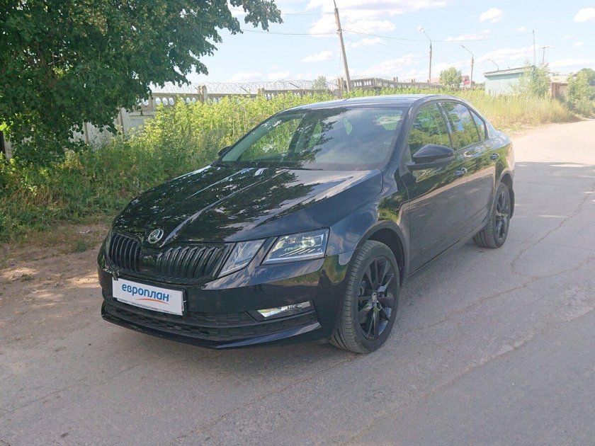 Skoda Octavia a7 черная