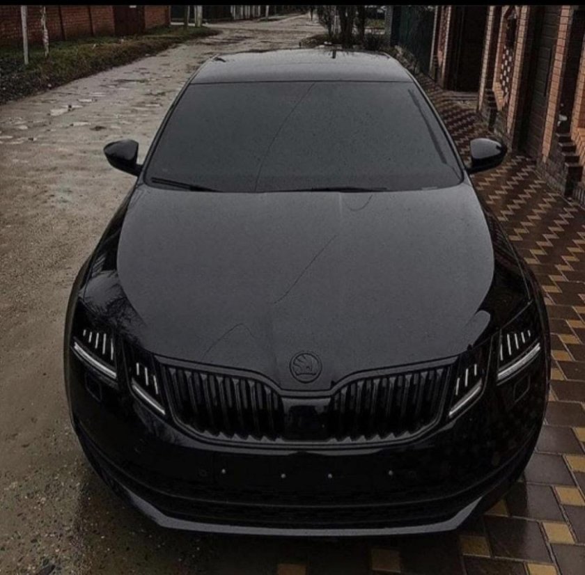 Шкода Октавия 2019 черная