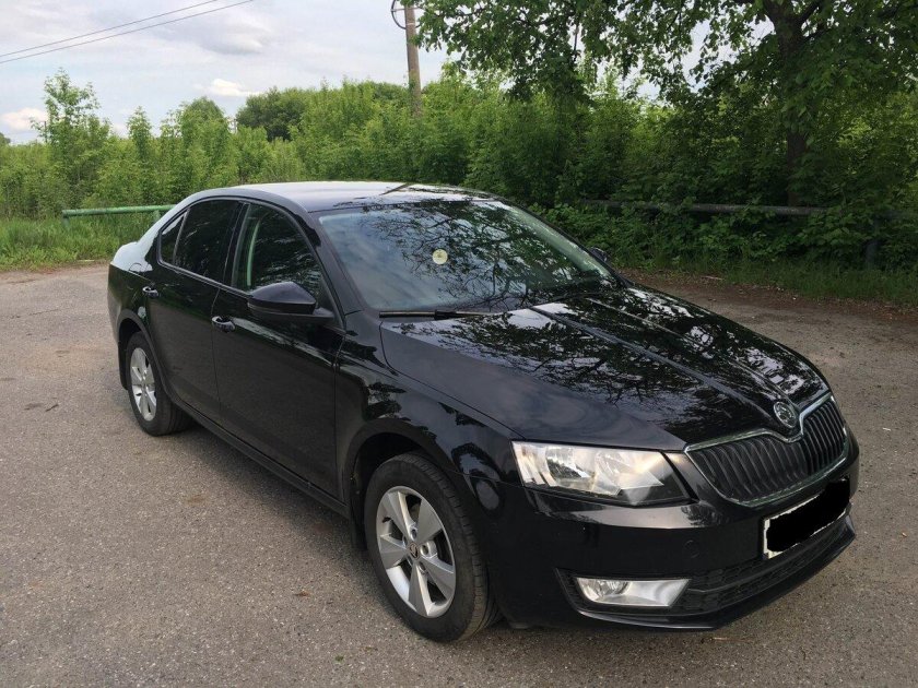 Шкода октавия черный 2014