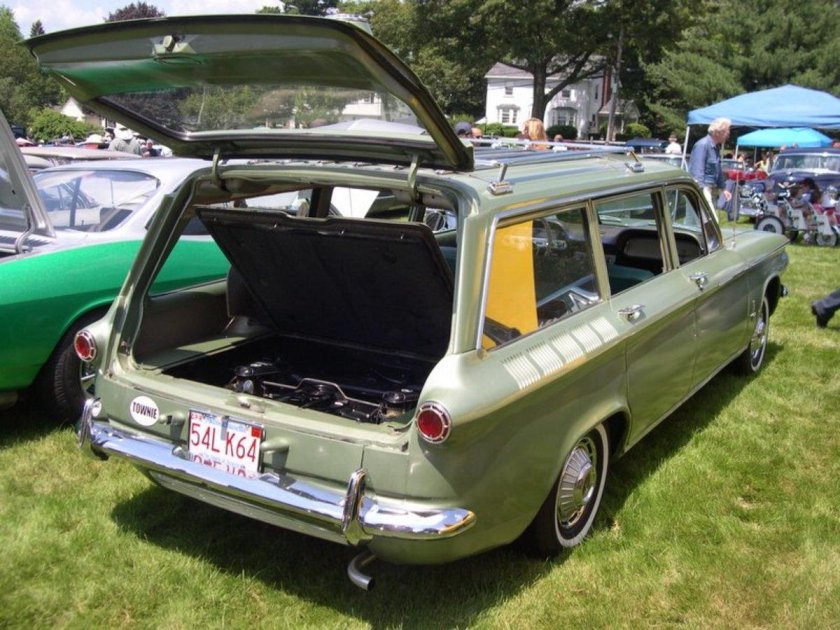 Chevrolet Corvair универсал