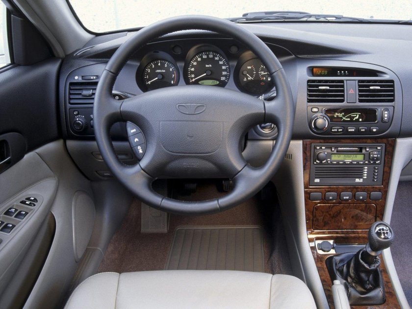 Дэу Магнус и Шевроле Эванда