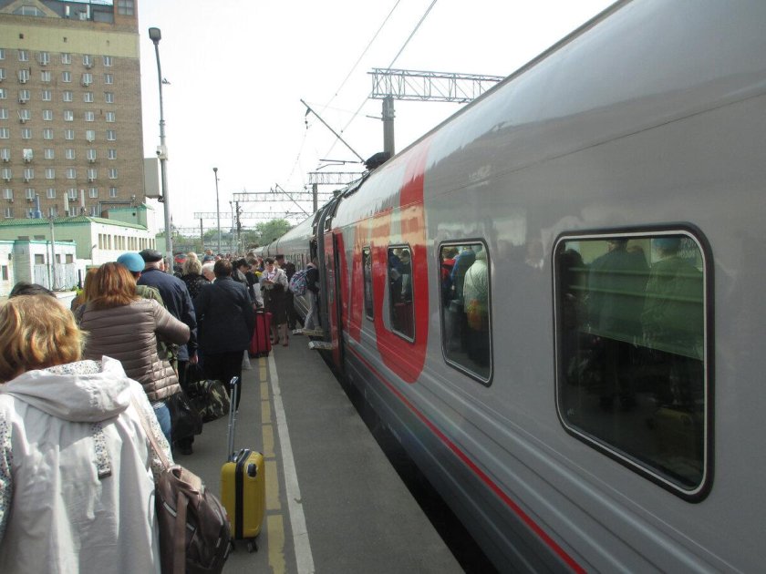 Санкт петербург поезд