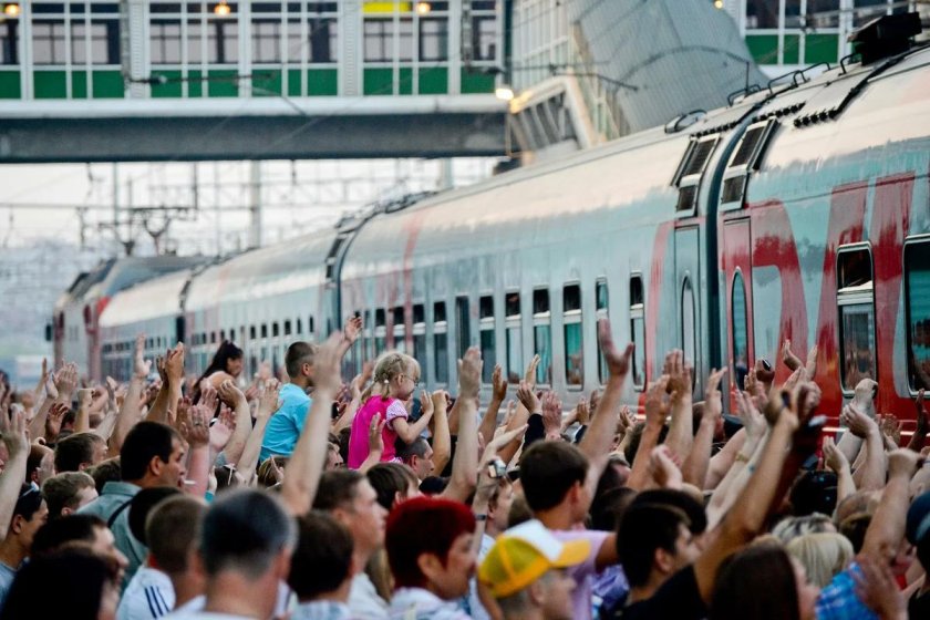 Пассажирские поезда