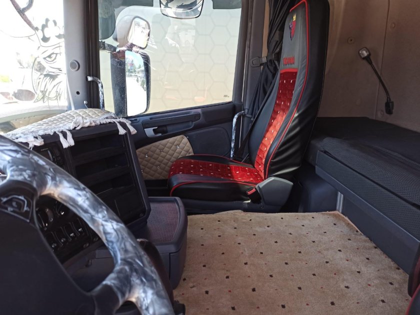 Скания g380 внутри кабины