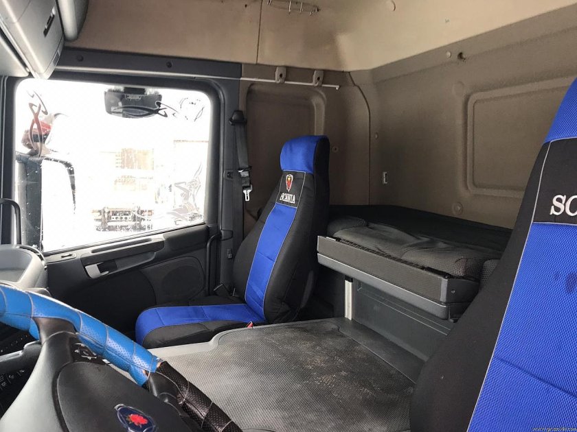 Салон кабины Скания g 400