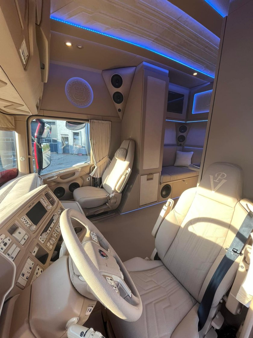 Scania Longline салон