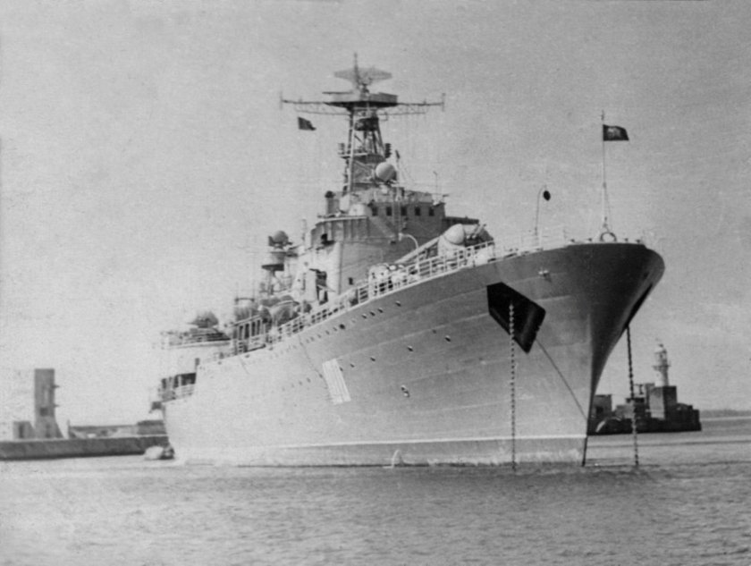 Учебный корабль Бородино Тихоокеанский флот