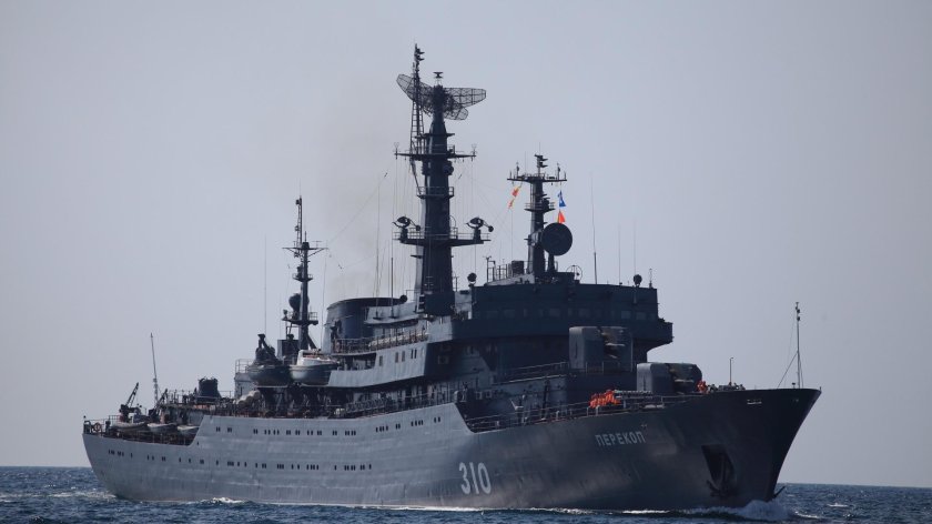 Перекоп учебный корабль