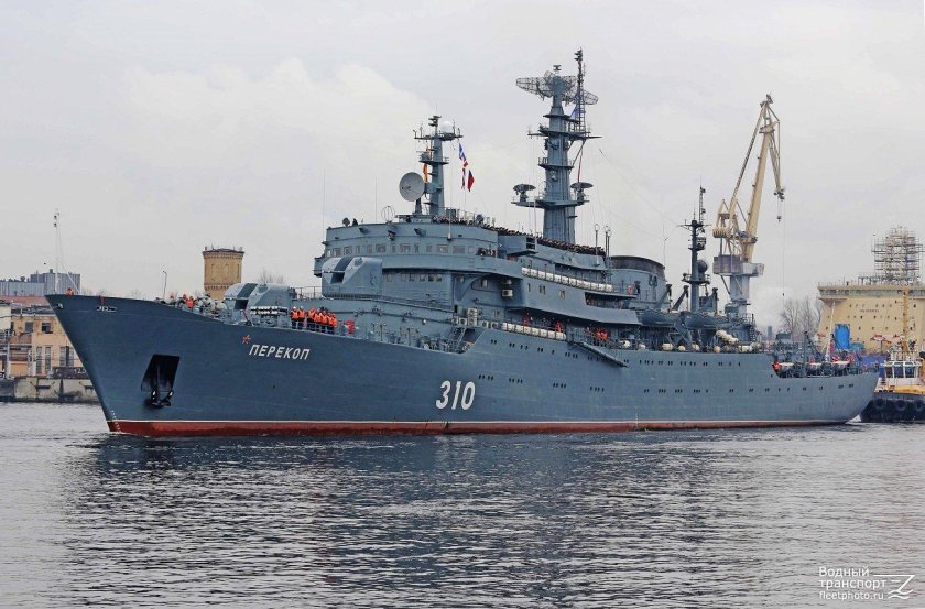 Корабль Перекоп в Санкт-Петербурге