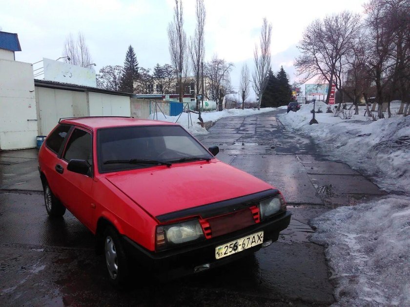 Автобазар красный Луч