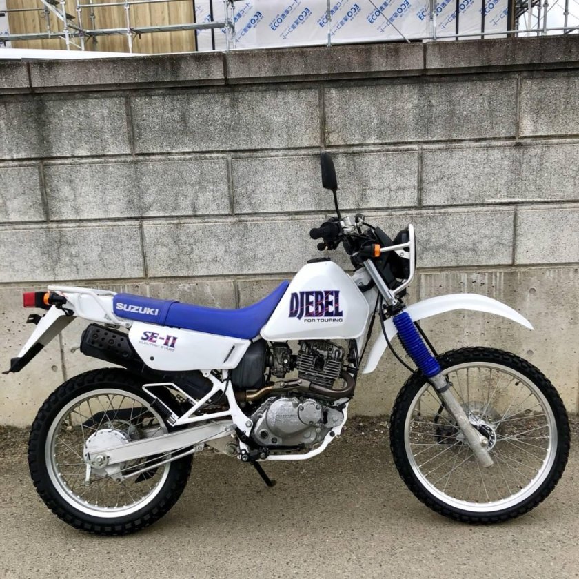 Сузуки джебель 200