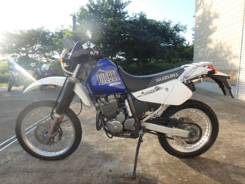 Suzuki джебель 250