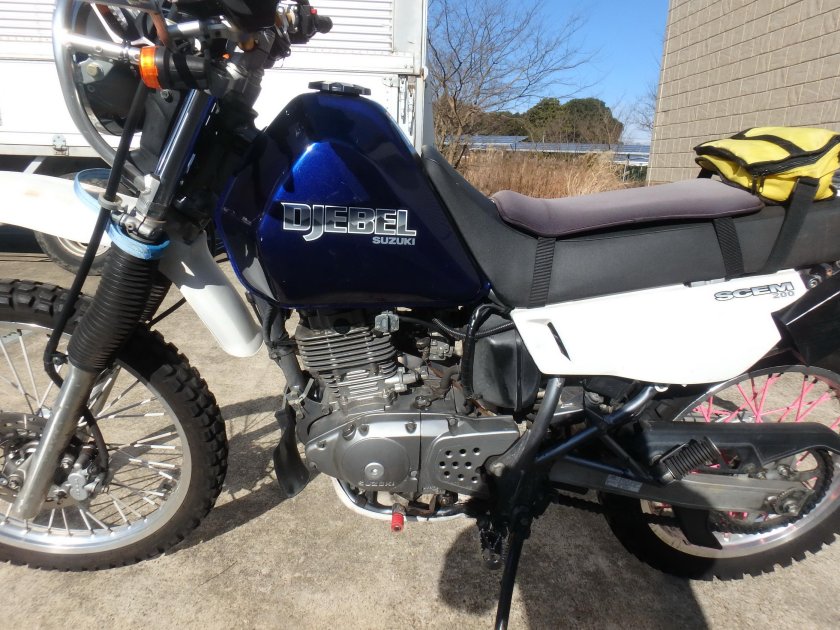 Suzuki djebel 200