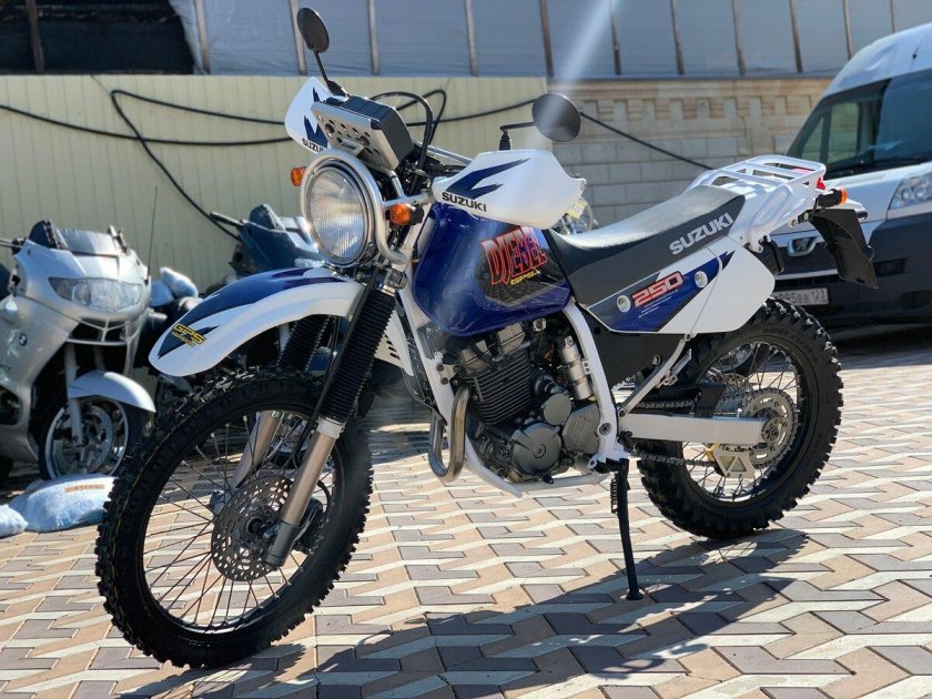 Suzuki Джебель 250
