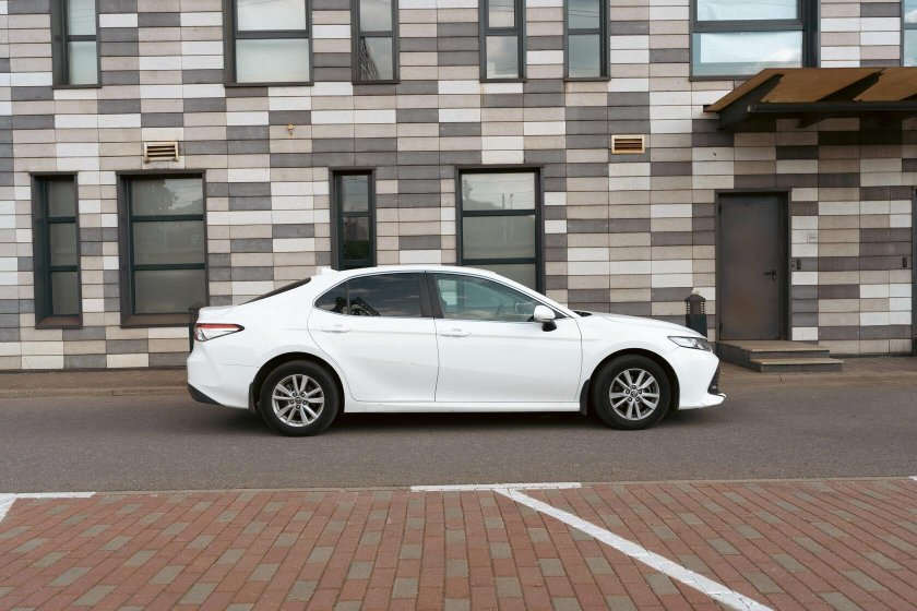 Toyota camry viii xv 70