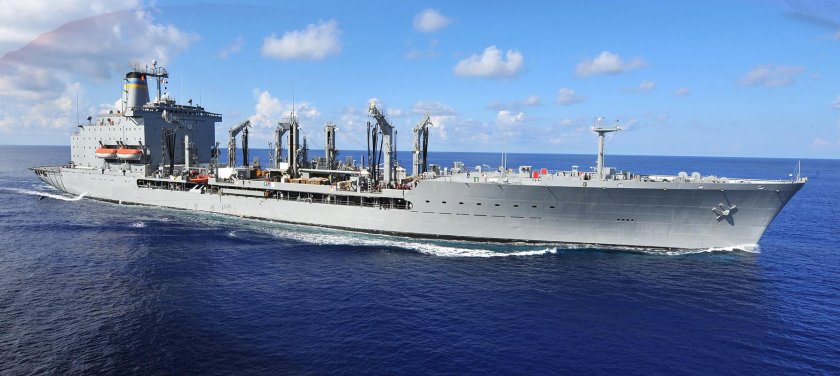 Американский танкер военный