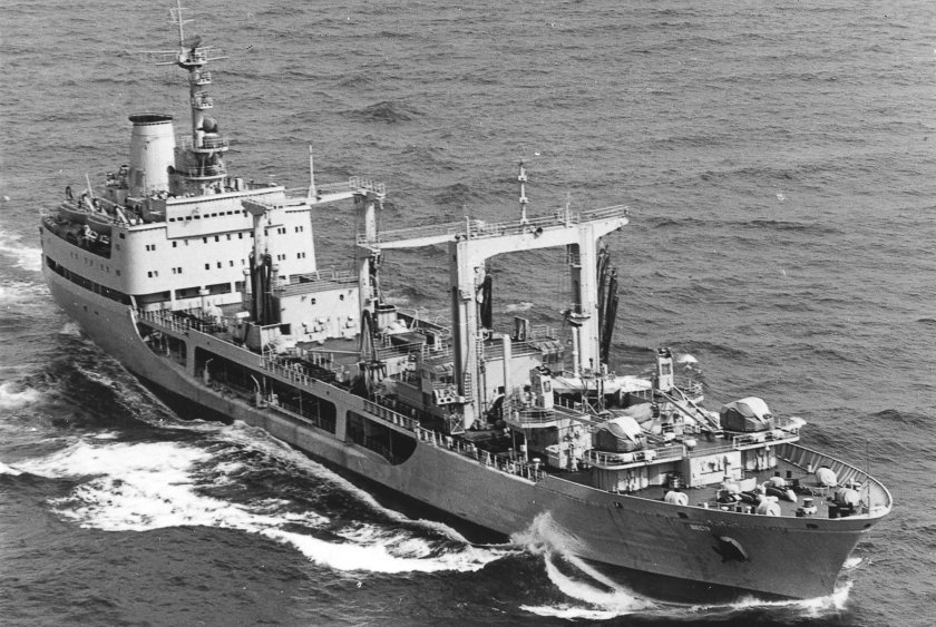 Танкер Генрих Гасанов