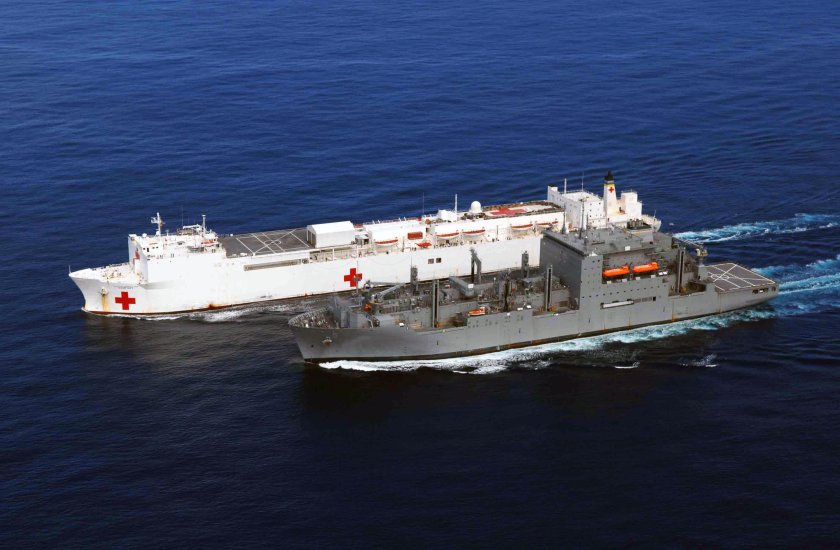 Госпитальное судно USNS Comfort