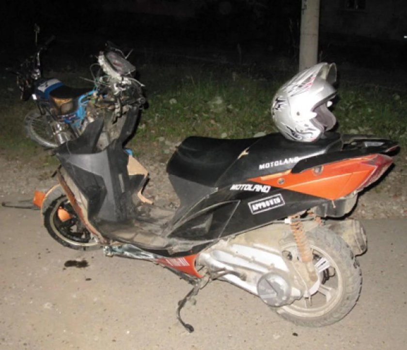 Скутер ночью